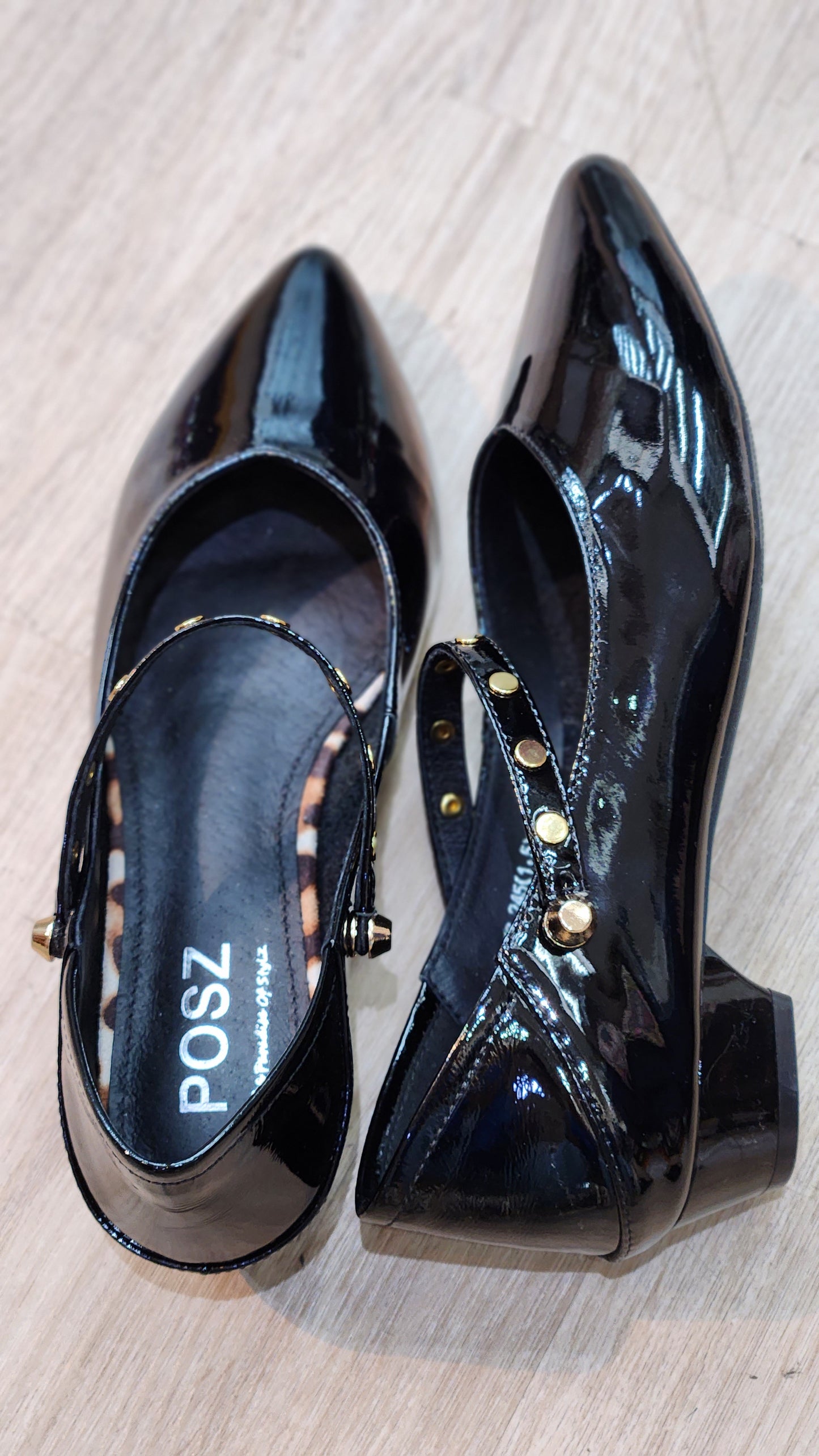 Century Toe Black